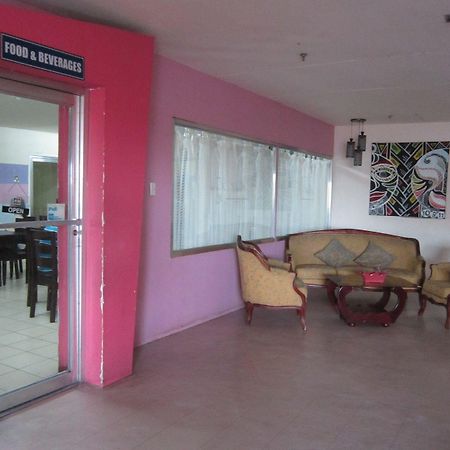 Middle Town Inn Bacolod Luaran gambar